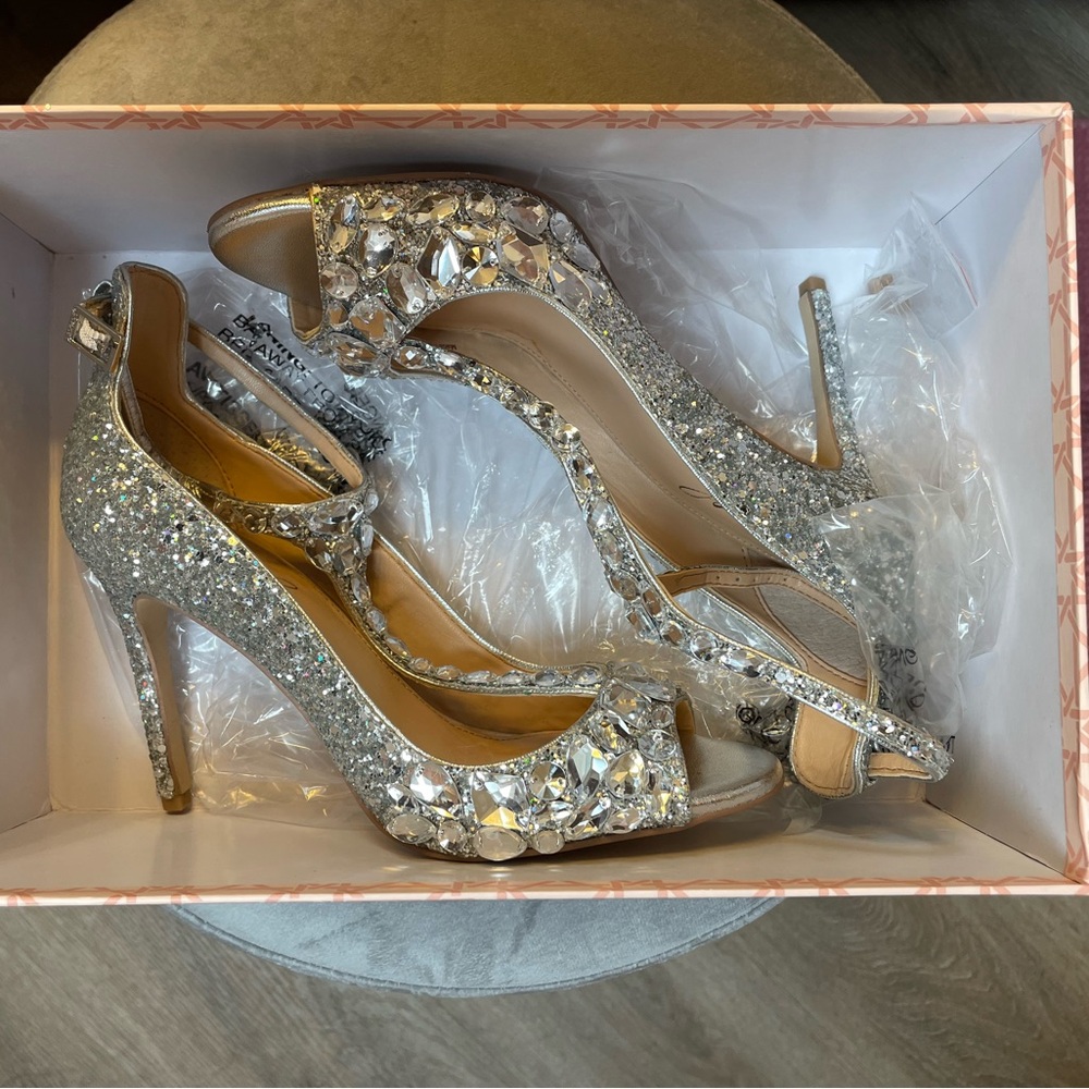 Basically brand new! Great condition.